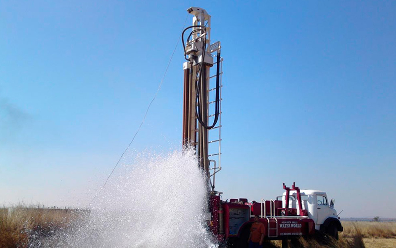 Бурение скважины под воду