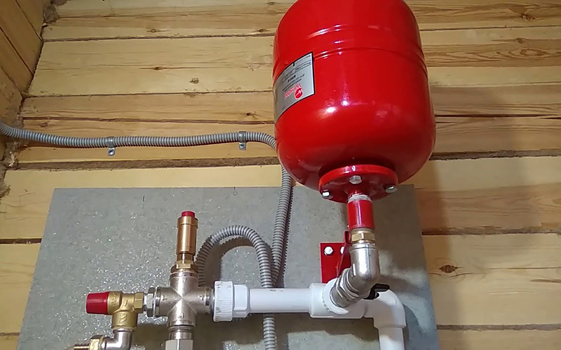 Расширительный бак