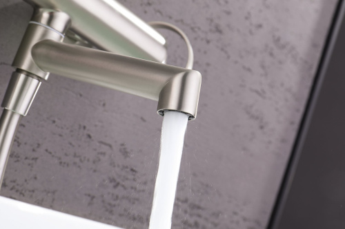 Смеситель однорычажный для ванны с душем из латуни Ganzer GZ19132-G сатин