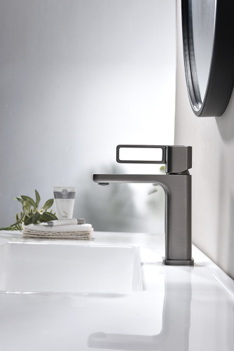 Смеситель однорычажный для раковины Ganzer из латуни GZ12111-Q графит