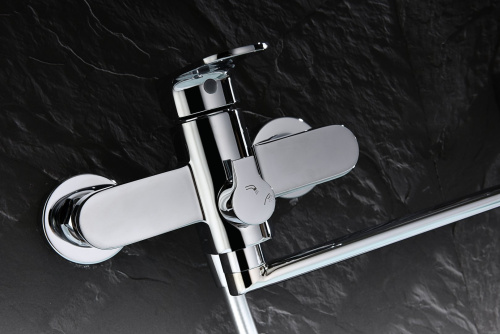 Смеситель однорычажный для ванны и душа Ganzer GZ06141 хром