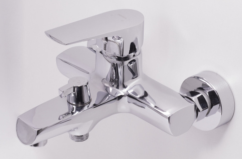 Смеситель для ванны Hansen H30011 хром