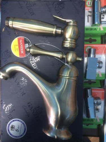 Смеситель для раковины Ganzer GZ77051D, с гигиенической лейкой, бронза