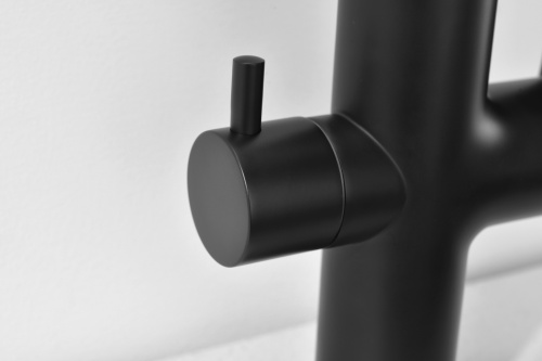 Смеситель Ganzer GZ19127-C кухня гибкий излив черный